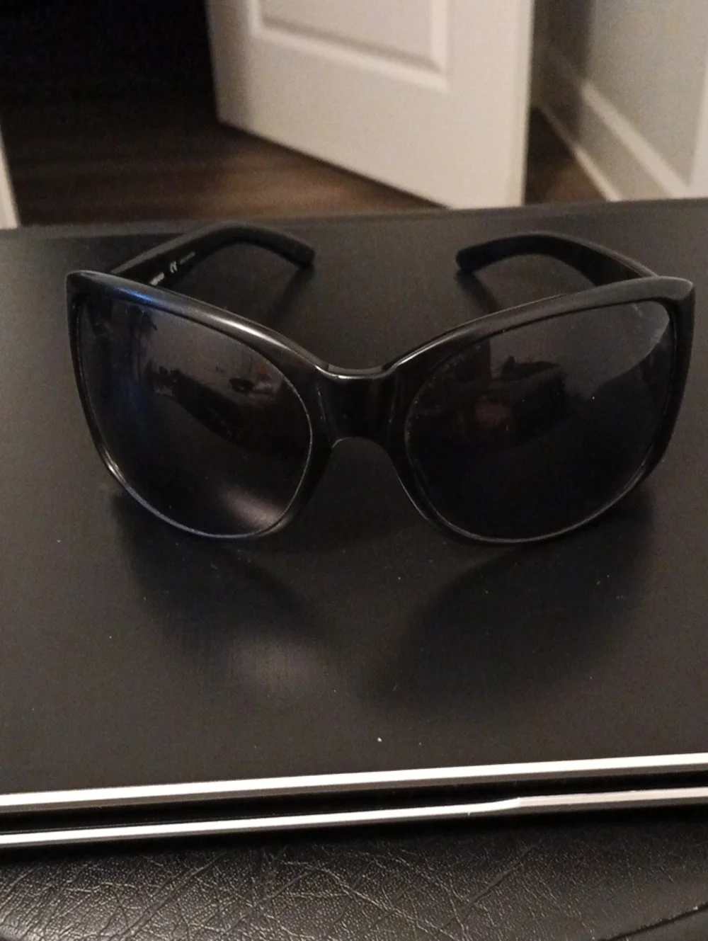 Women’s Oversized Black Sunglasses - Classic Style Dolce Gabbana Glasses.